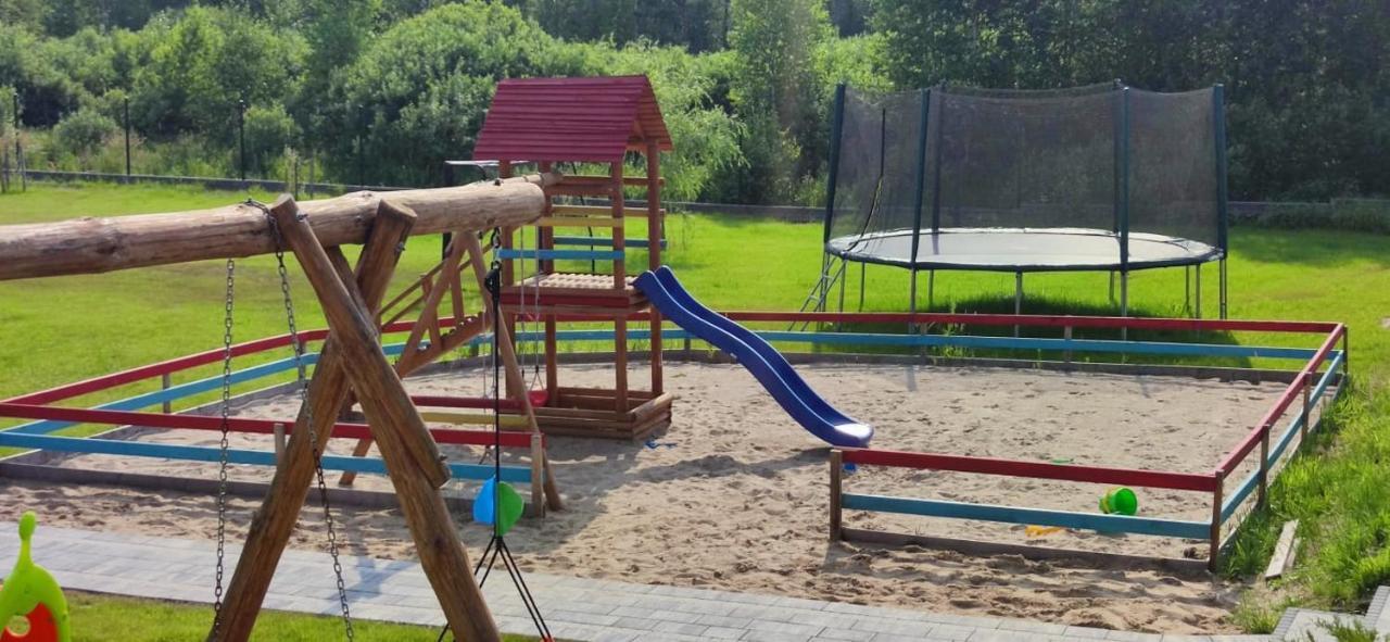 Zielona Dolina - Kompleks Dla Rodzin Z Dziecmi Mikołajki Bagian luar foto